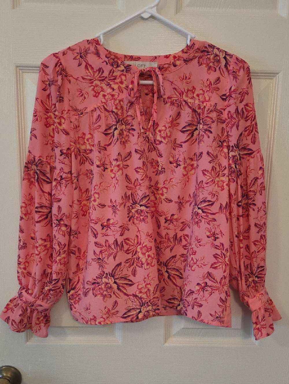 LOFT Pink Floral Tie-Neck Blouse Size XSP